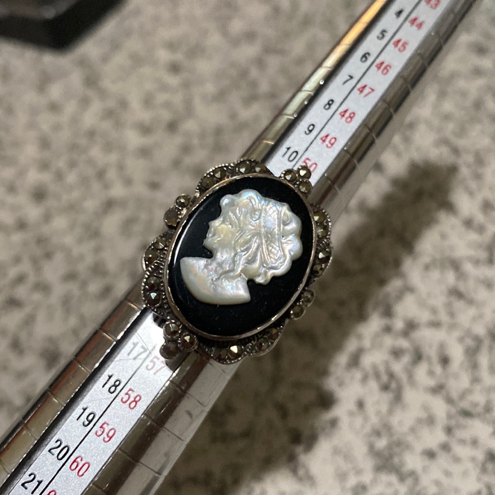 Vintage Cameo on Sterling